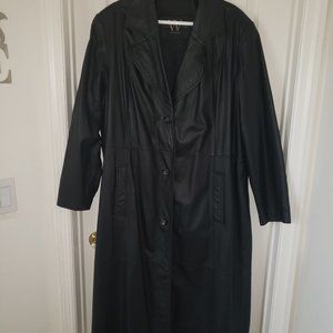 Ladies New York Winlit Long black  leather Trenchcoat